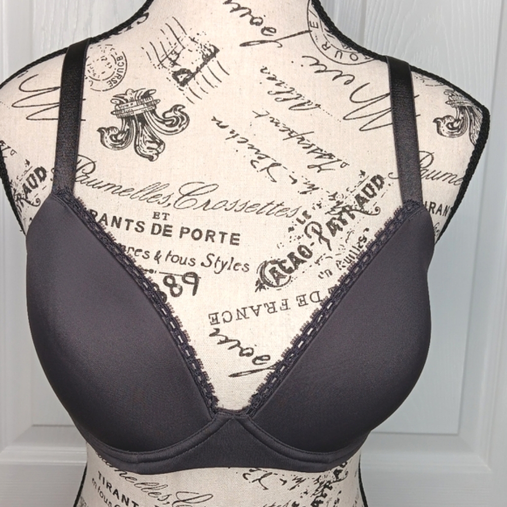 Calvin Klein Seductive Comfort Demi Underwire Bra Gray Lace Trim Size 34D